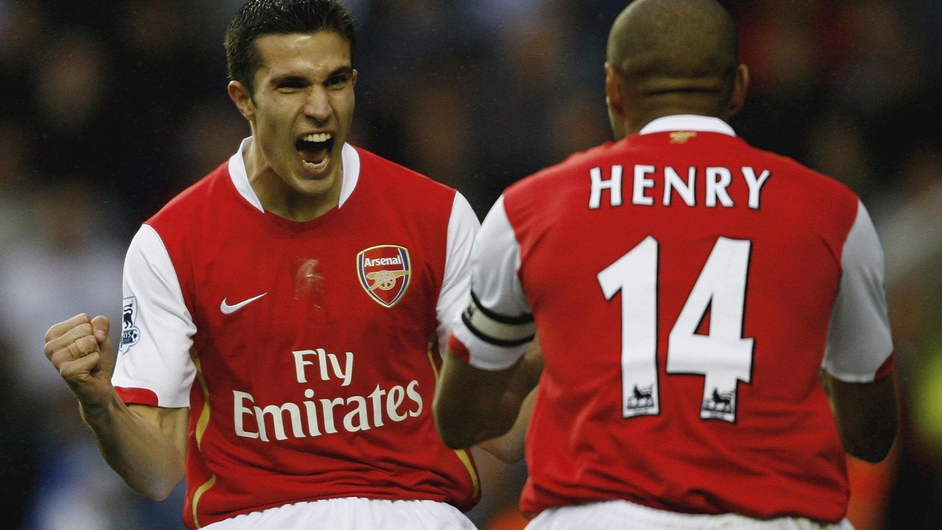 羽毛球双打“随机配对赛” 临时搭档磨合成最大看点